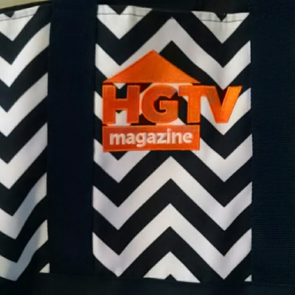 HGTV Navy Chevron and Orange Tote